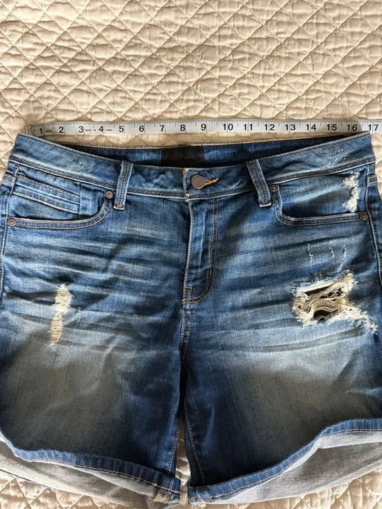 Buckle Black Fit No 53 Mid-Rise Distressed Blue Denim Jean Shorts 31 - Picture 4 of 6